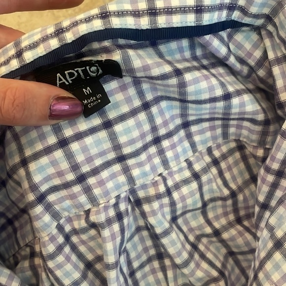 2-Piece Men’s Dress Shirt Bundle | APT 9 | Size M​ - Picture 4 of 7